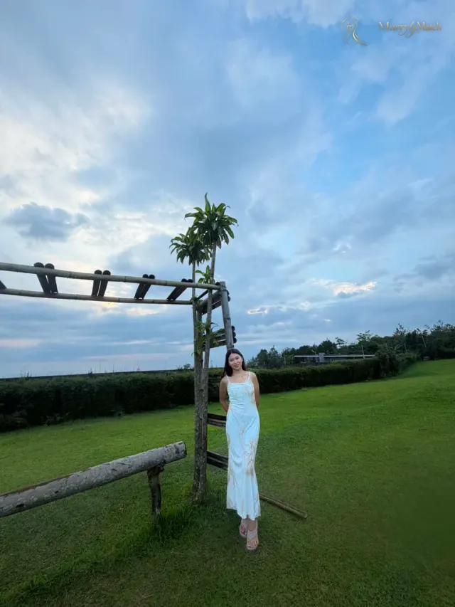 Another photo of Claire