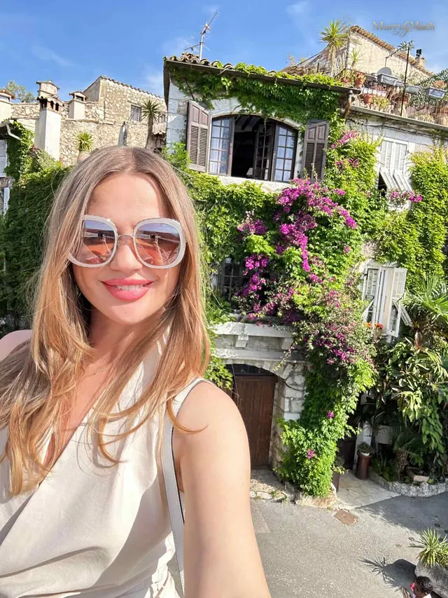 Ludmyla, 43