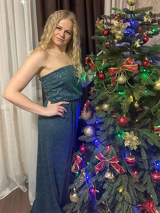 Another photo of GALINA