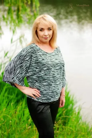 Svetlana, 53