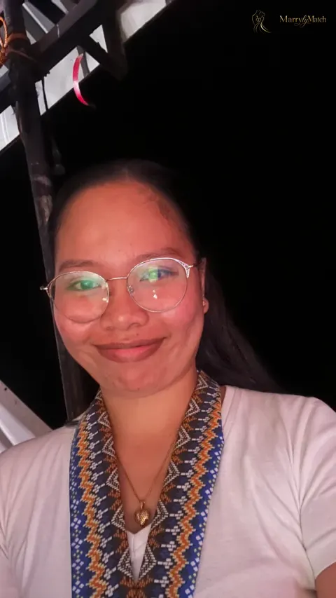 Another photo of Shaina