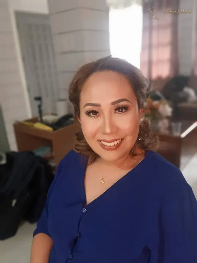 Lara Carissa, 45