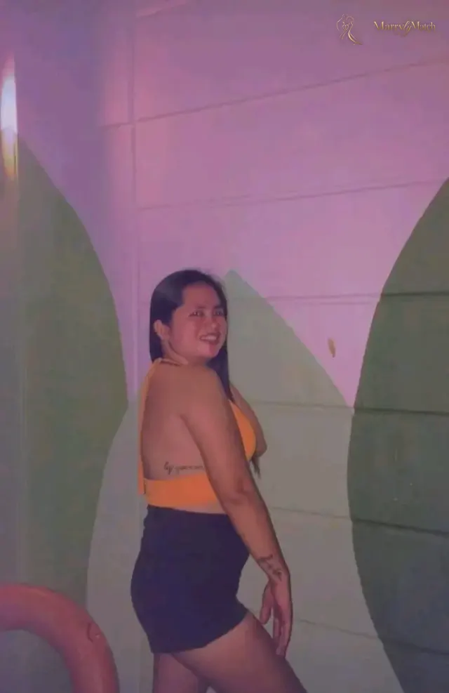 Another photo of Dannabel