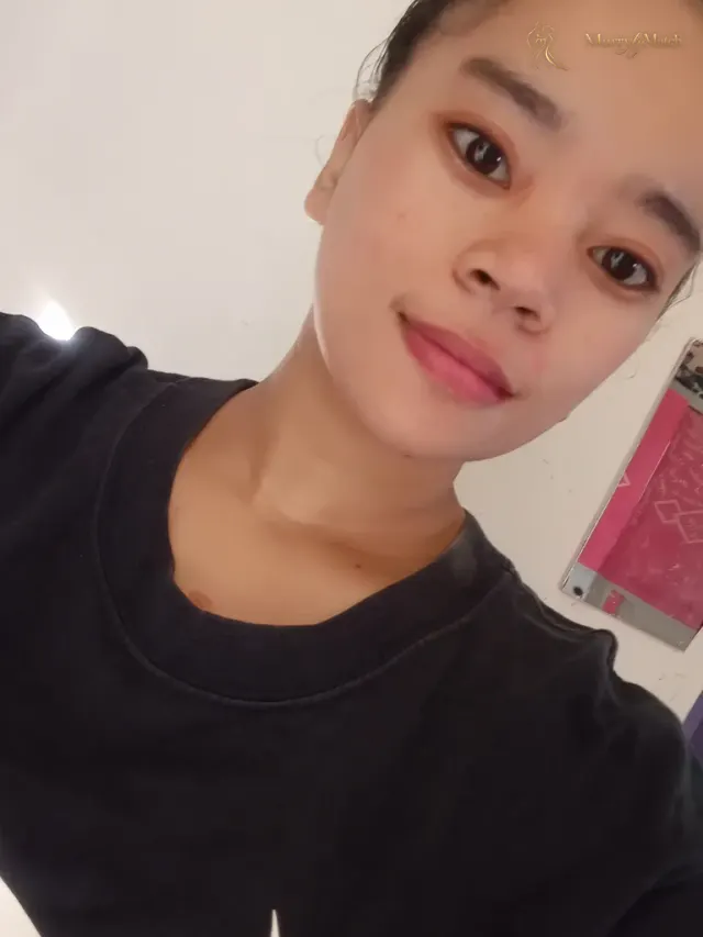 Another photo of Ara