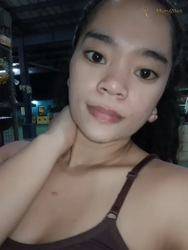 Ara, 25