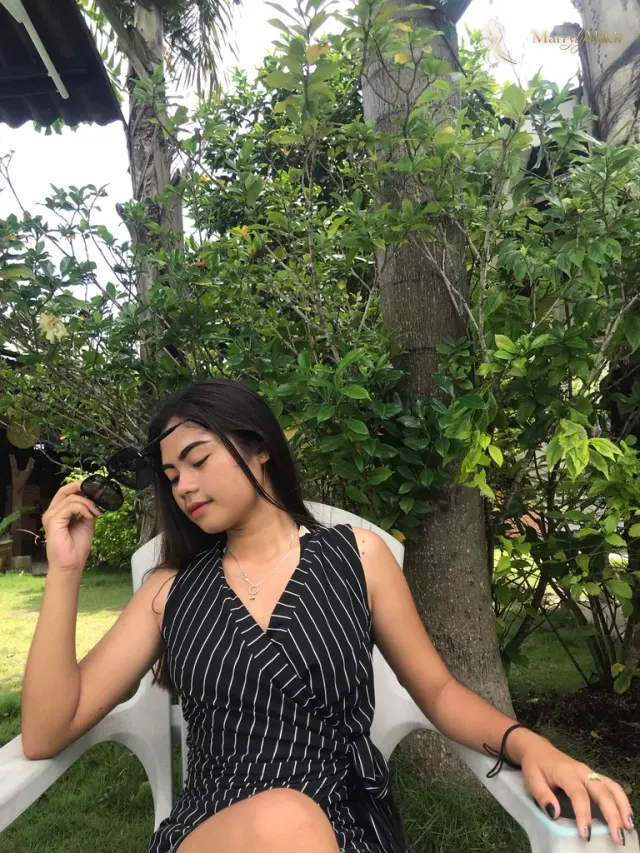 Jie, 19