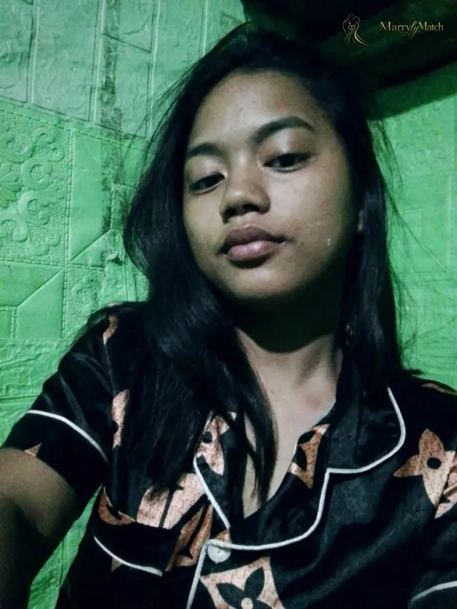 Angelique, 19