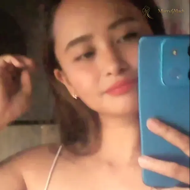 Ella Villarin, 35