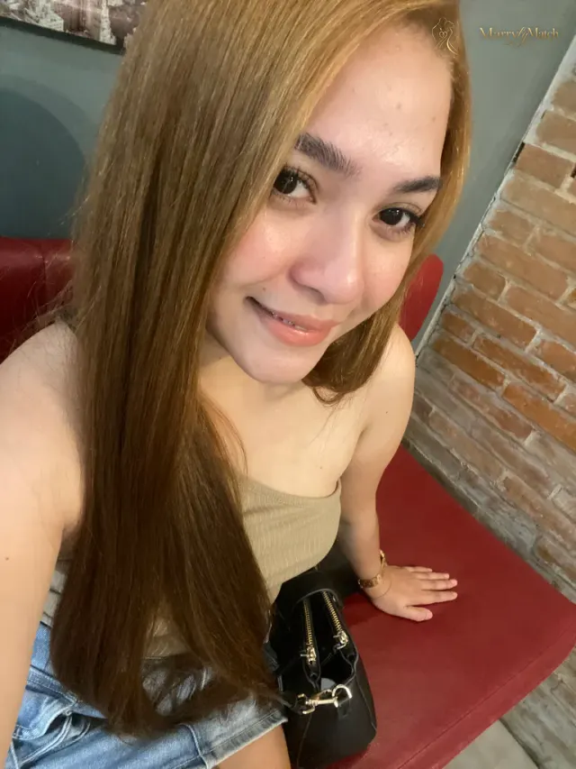Another photo of Marydee Mae