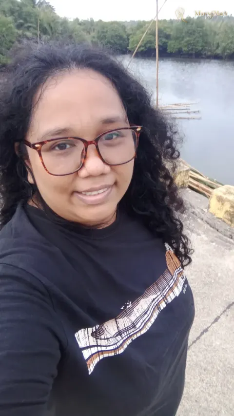 Marjorie, 39