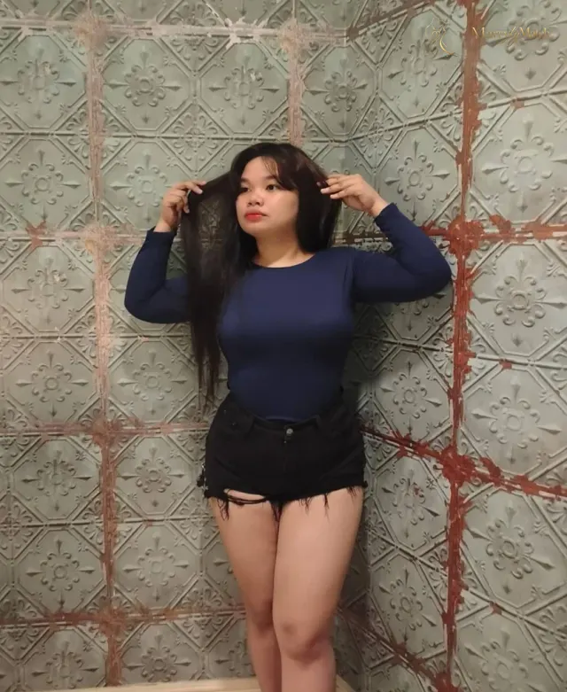 Erica, 22