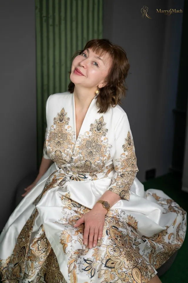 Alena, 58