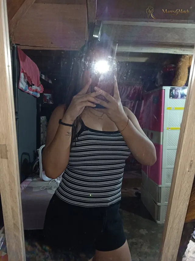 Another photo of Jhonna mae