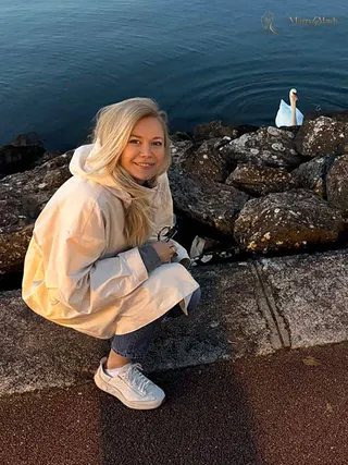 Another photo of YULIYA