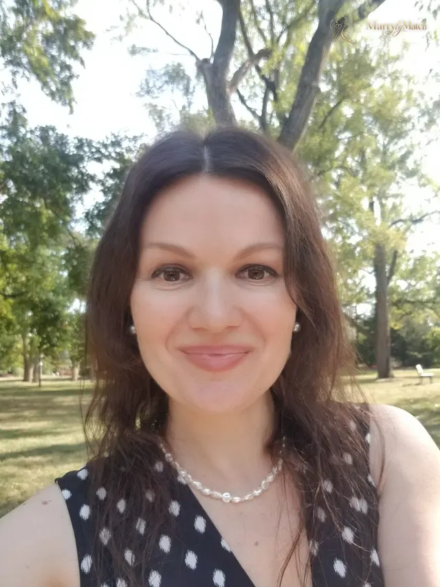 Anna, 44