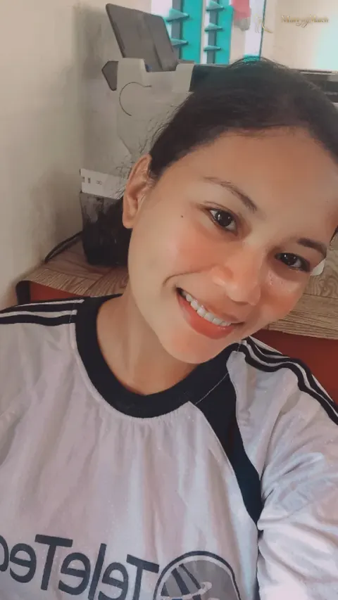 Another photo of Julie Ann