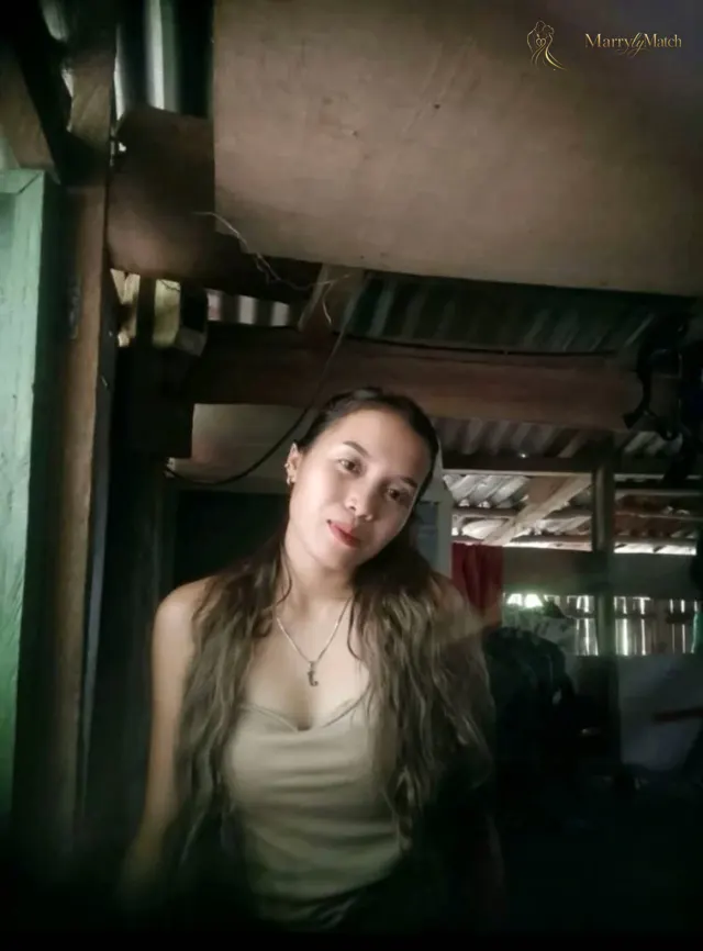 Another photo of Jelyn