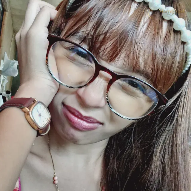 Another photo of Divina