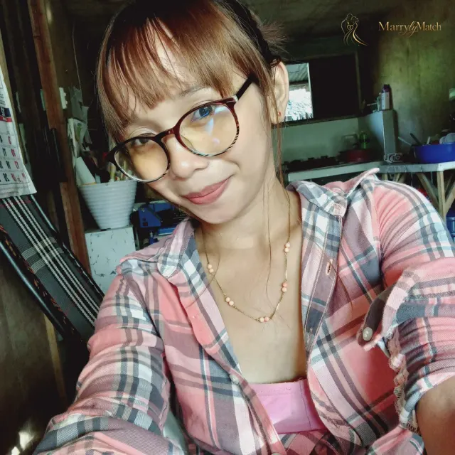 Another photo of Divina