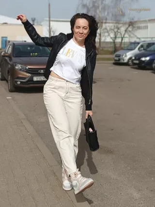 Another photo of NAILYA