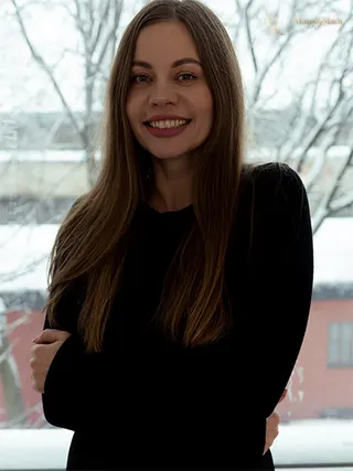 Another photo of YULIYA