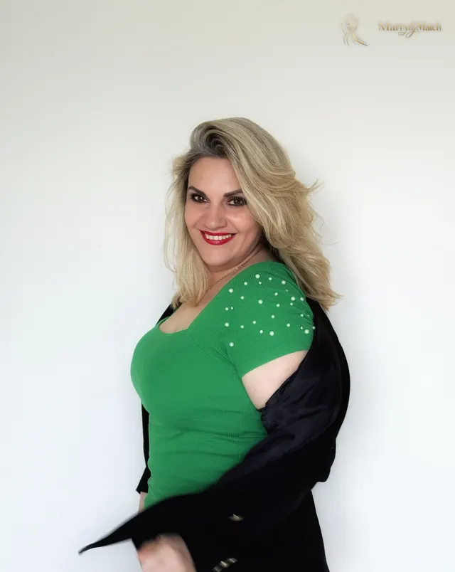Another photo of Oksana