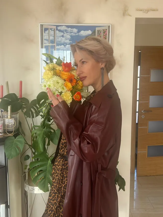 Another photo of Elena