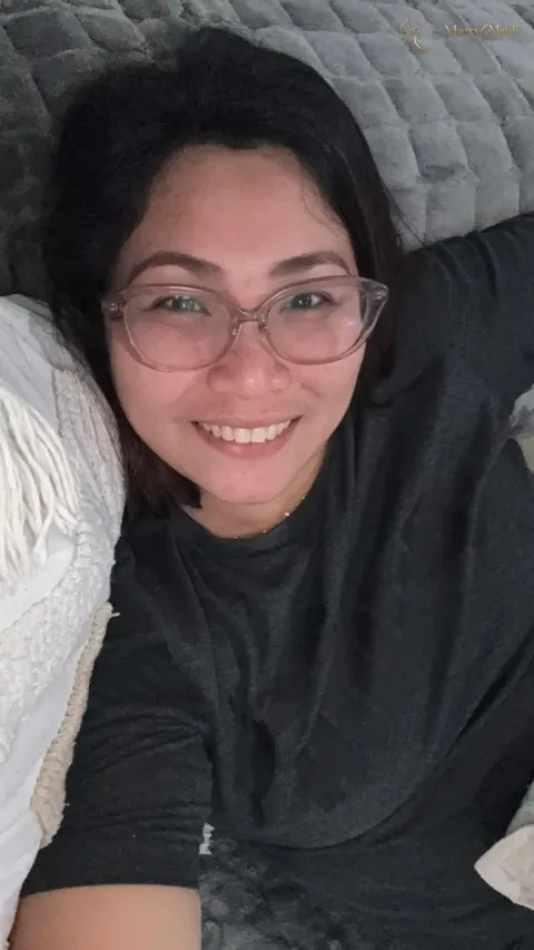 Another photo of pam