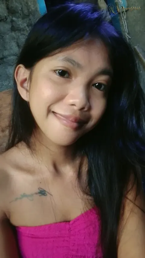 Rica, 27