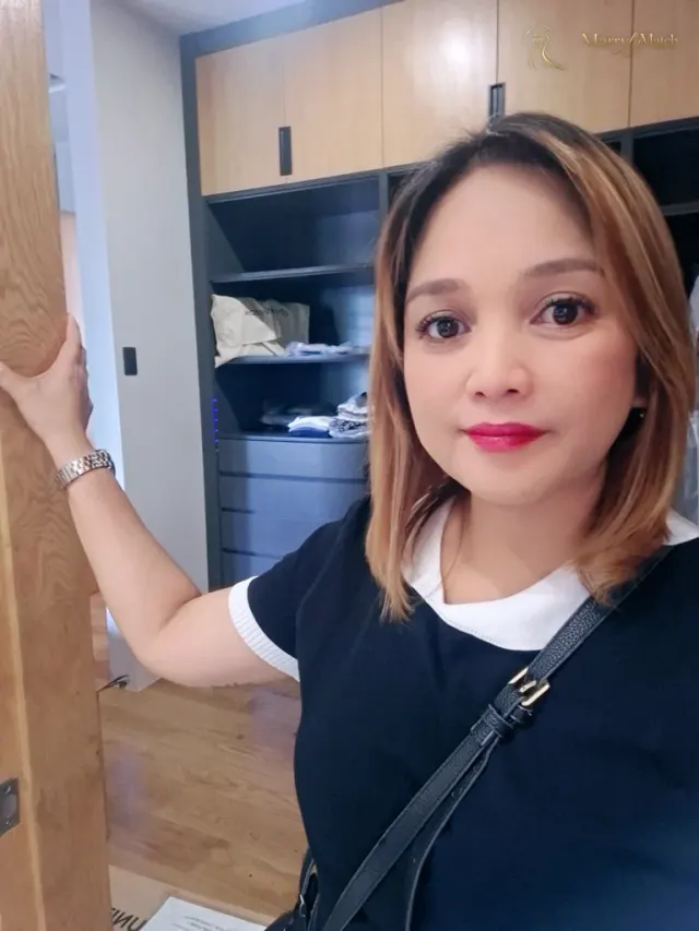 Maricel, 45