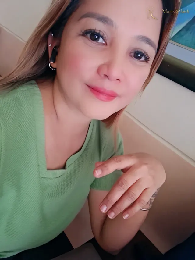 Another photo of Maricel