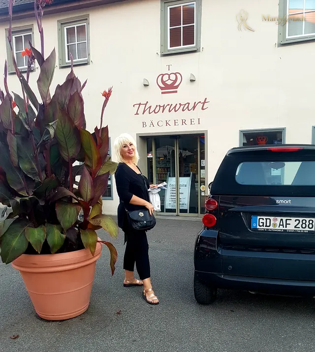 Another photo of Viktoria