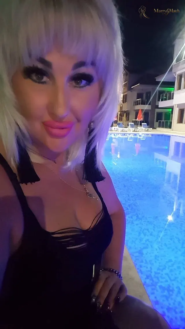 Another photo of Viktoria