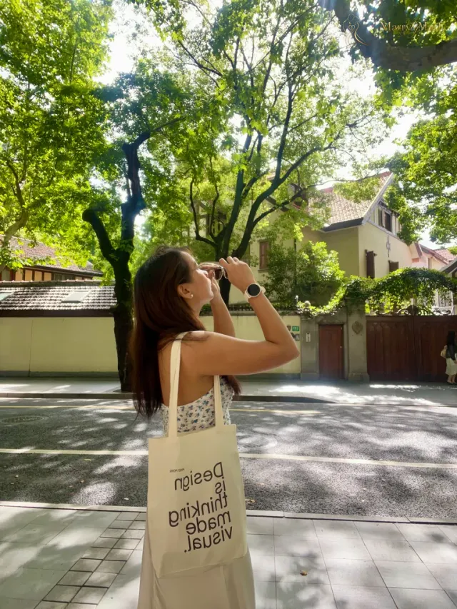 Another photo of Nicole