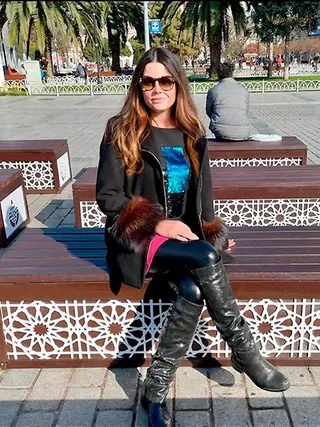 YULIYA, 50