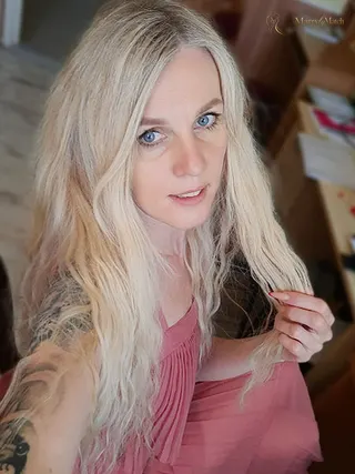 OLESYA, 46