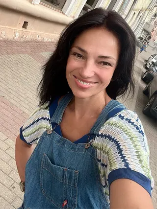 IRINA, 60