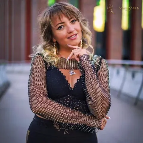 Olesia, 33