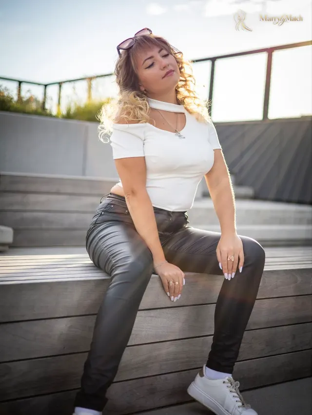 Another photo of Olesia