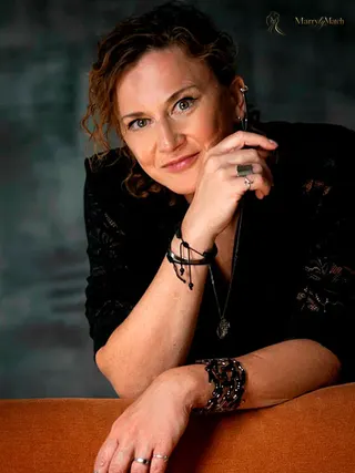 Another photo of EVGENIYA