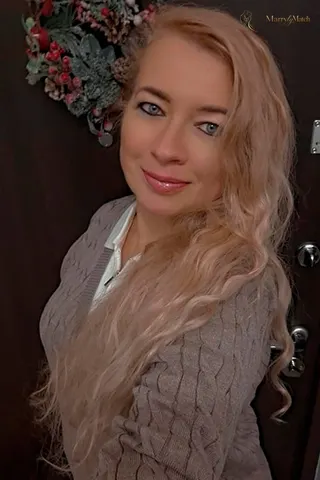 Another photo of ELENA