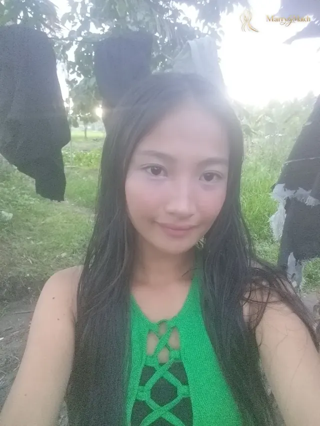 Another photo of Rissa