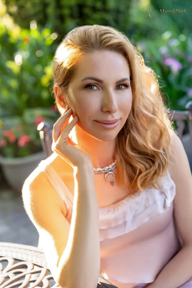 Another photo of Mariya