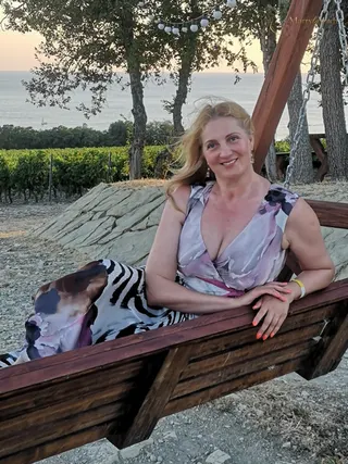 NATALIYA, 55