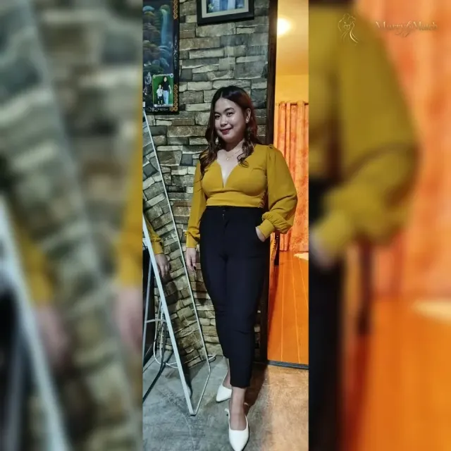 Marian, 27