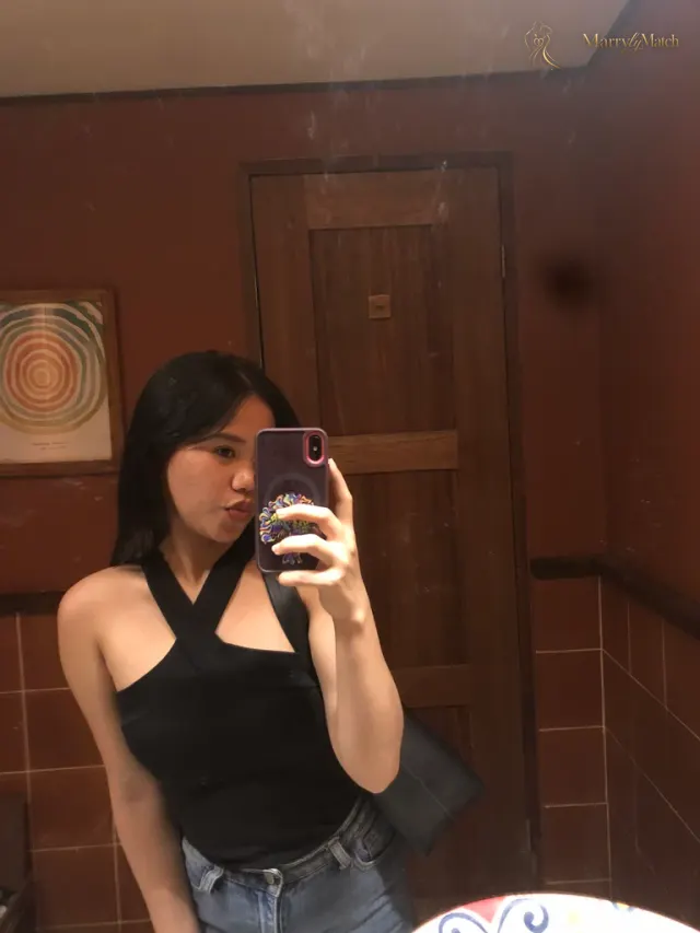 Kaye, 23