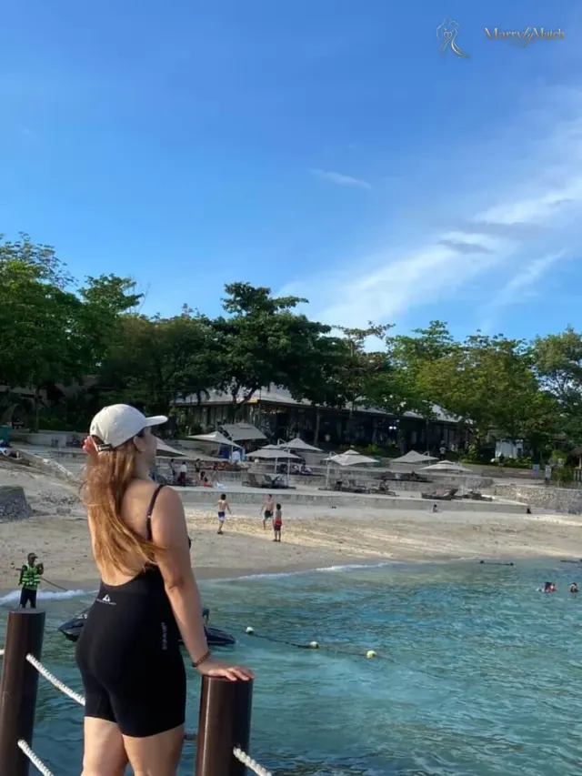 Another photo of Caroline