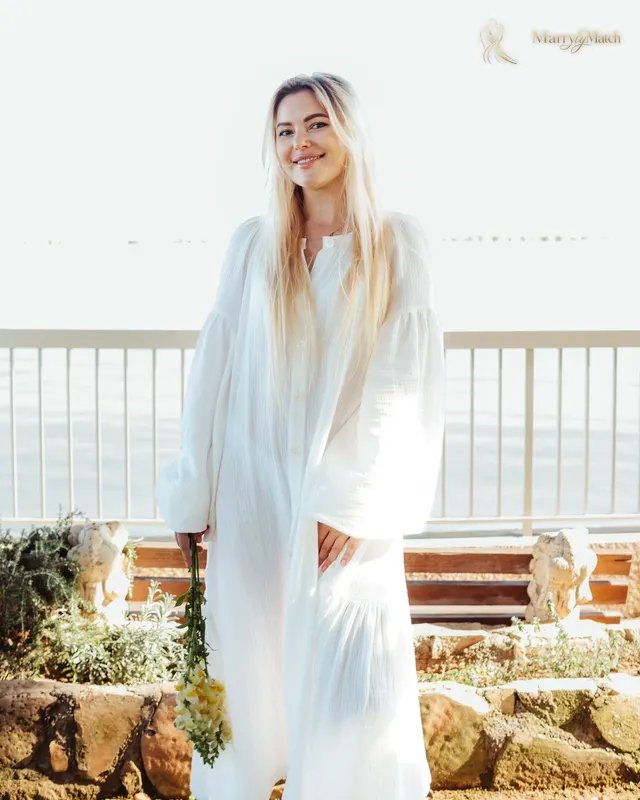 Another photo of Oksana