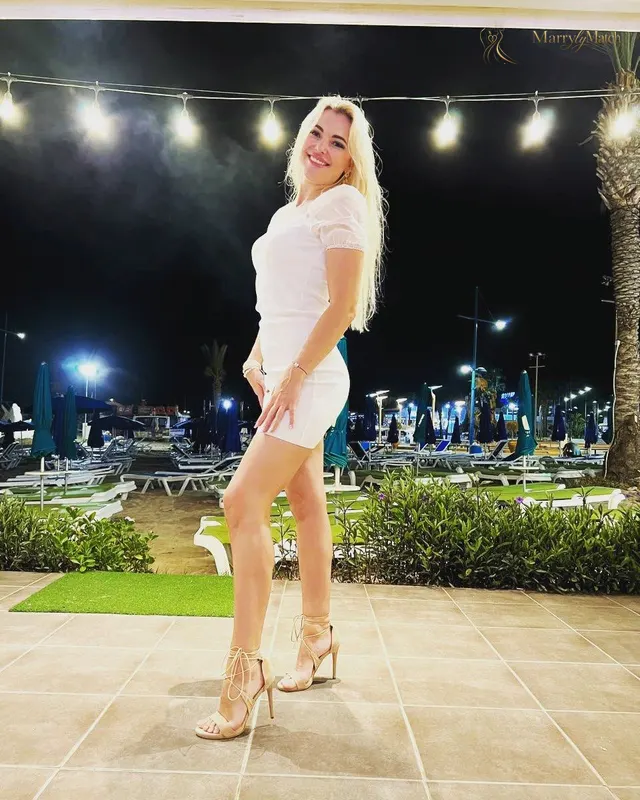 Oksana, 40