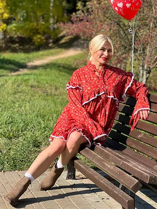 Another photo of GALINA